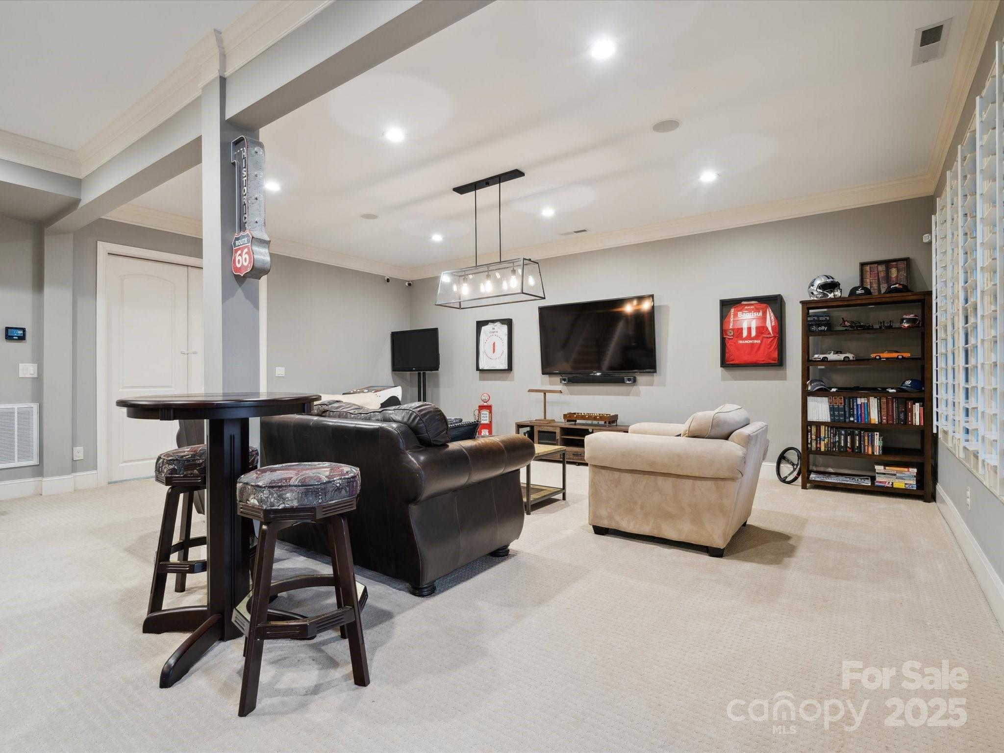 Barber Rock - Residential