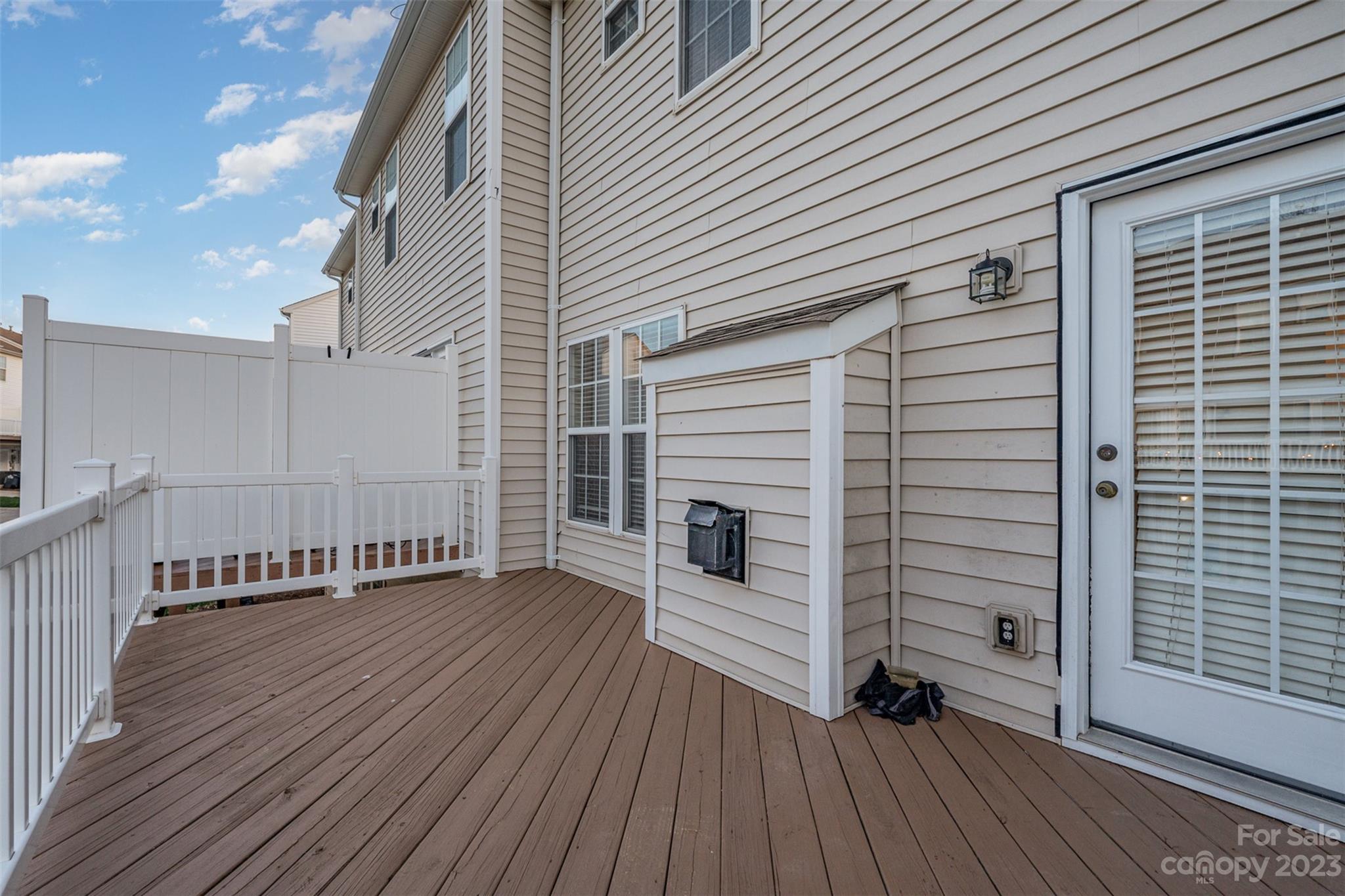 Kingsley - Residential