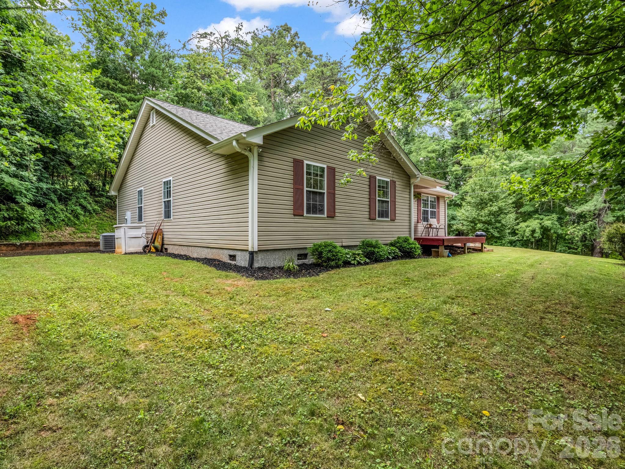 18 Buckle Ridge