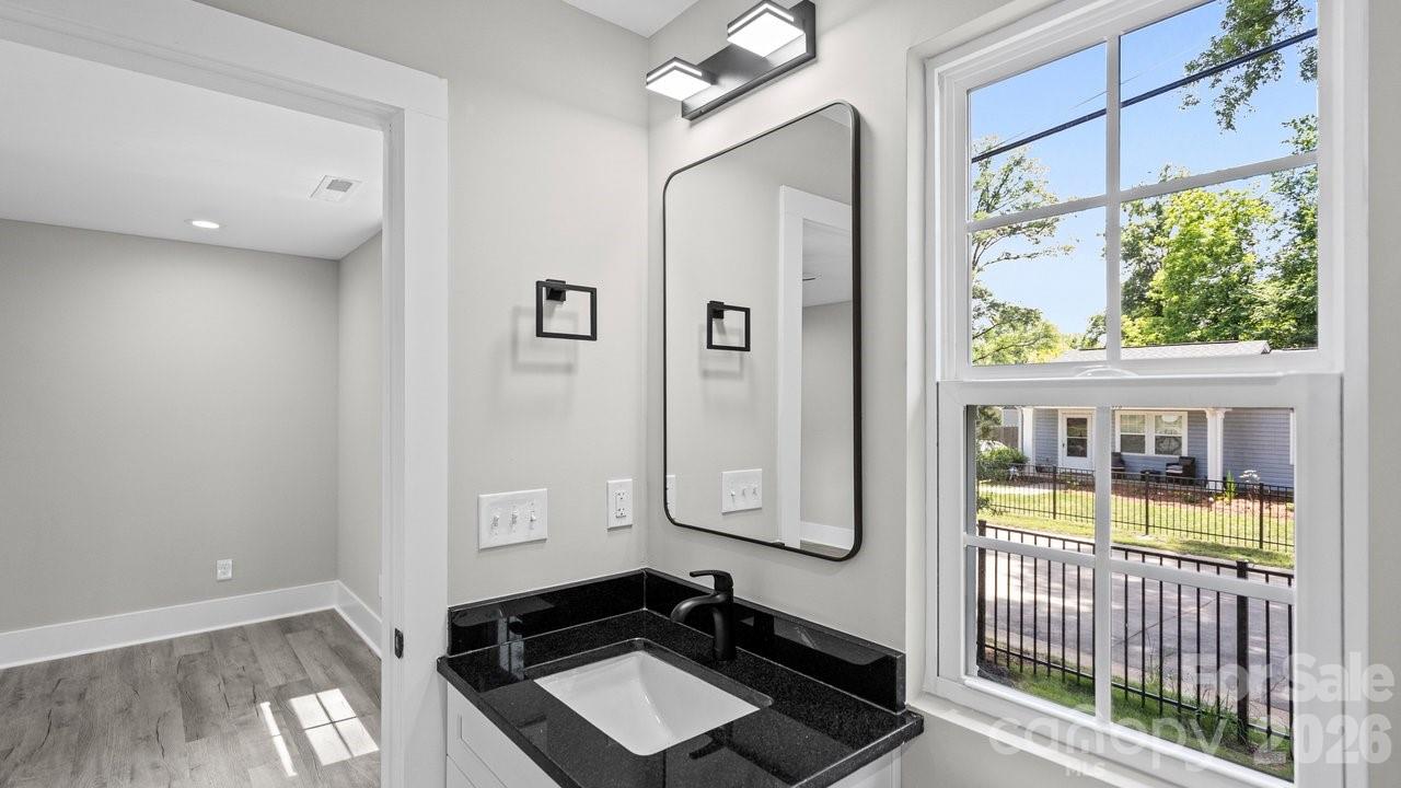 Central Place - Residential