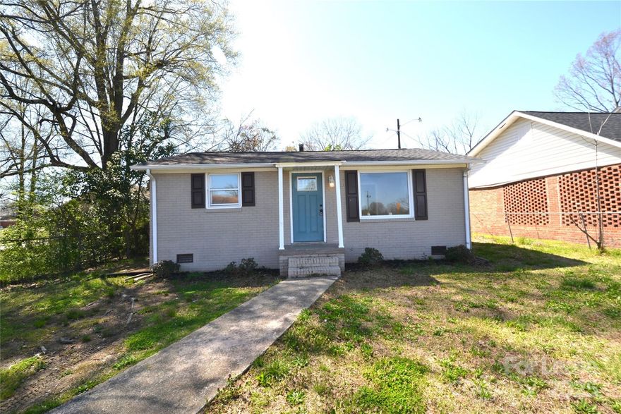 Come home to this cute bungalow in Monroe. Enter into the large family room with hardwood floors and lots of light. Eat in kitchen with black appliances and stackable washer/ dryer included. Home host two good size bedrooms and common hall bathroom with tile surround. Relax in the private fenced back yard. Pets are conditional and must be approved.