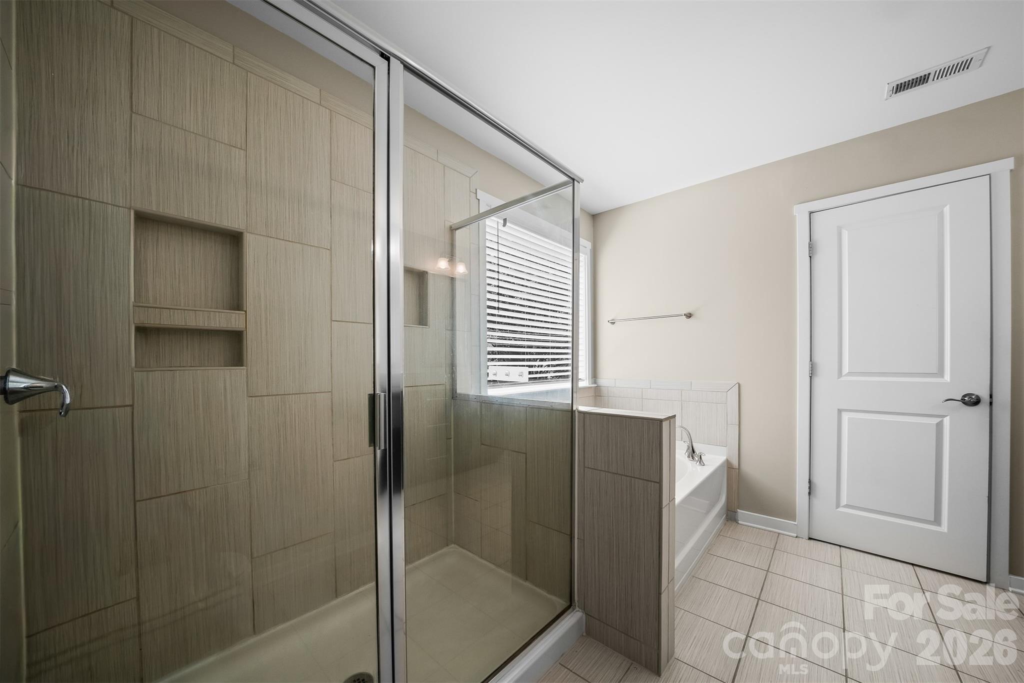 Lake Ridge - Residential