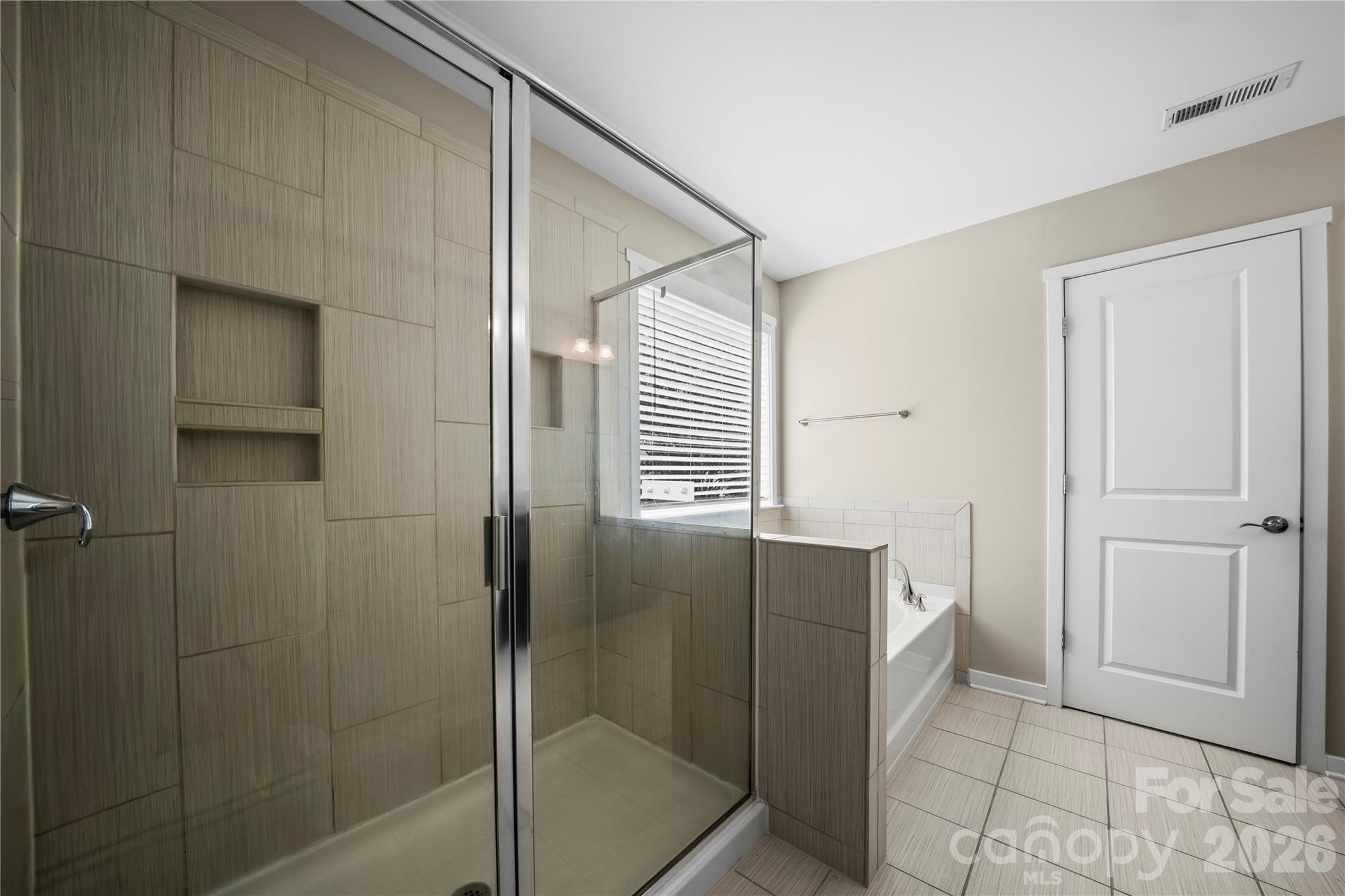 Lake Ridge - Residential