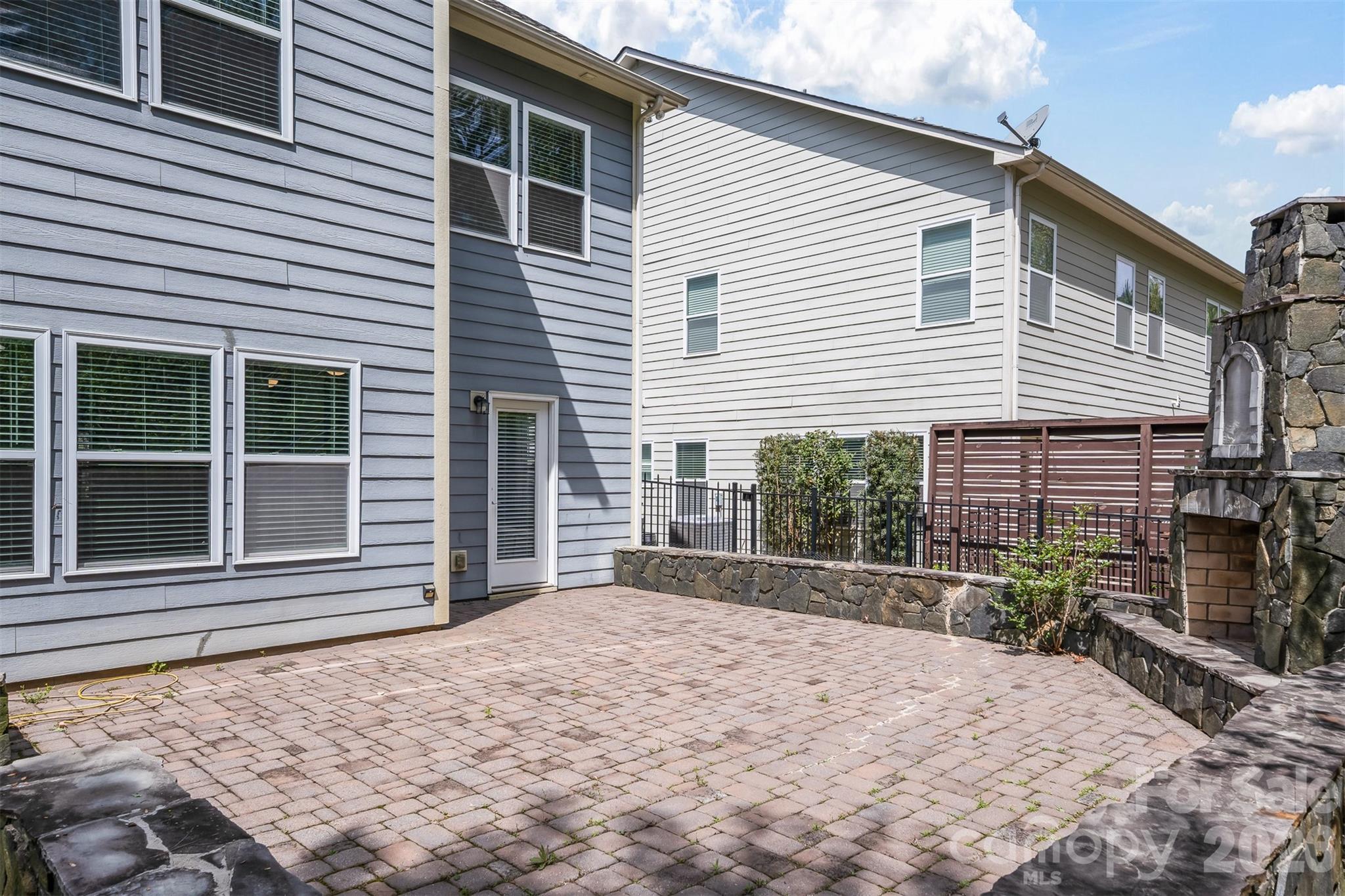 Lake Ridge - Residential