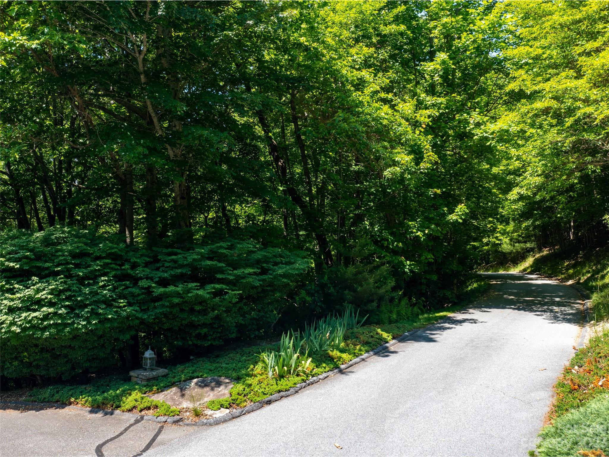 Champion Hills - Land