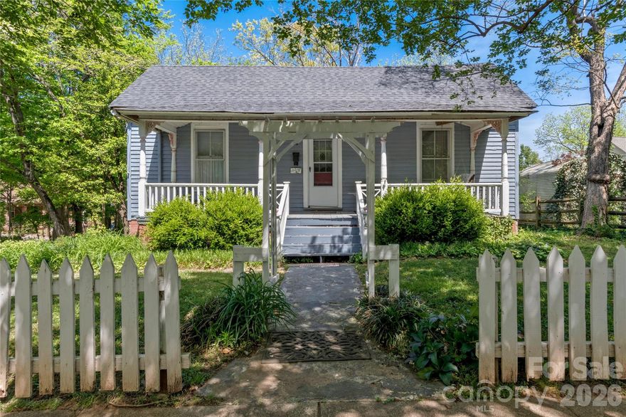 This property was one of the original Moravian Homes in the area around 1900. A charming cottage-style home features a spacious front porch, situated on a corner lot with a fenced rear yard. The interior comprises a living room, dining room, kitchen equipped with a pantry, two bedrooms, and a full bathroom. Additionally, a generous deck provides a lovely view of the backyard. Parking is available on the street or in a private driveway. This property has a lot of potential and is conveniently located near downtown, the NC School of the Arts, Old Salem, as well as providing easy access to major highways, shopping, and dining options.