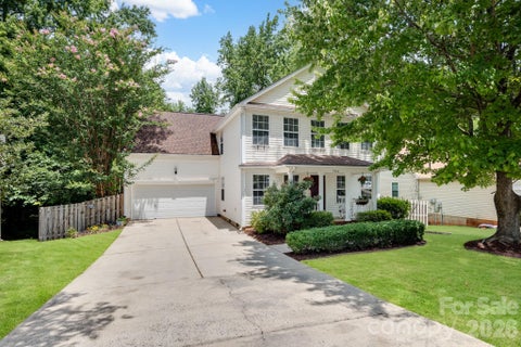 Photo of 9406 Golden Pond Drive, Huntersville, NC 28269 (MLS # 4432742)