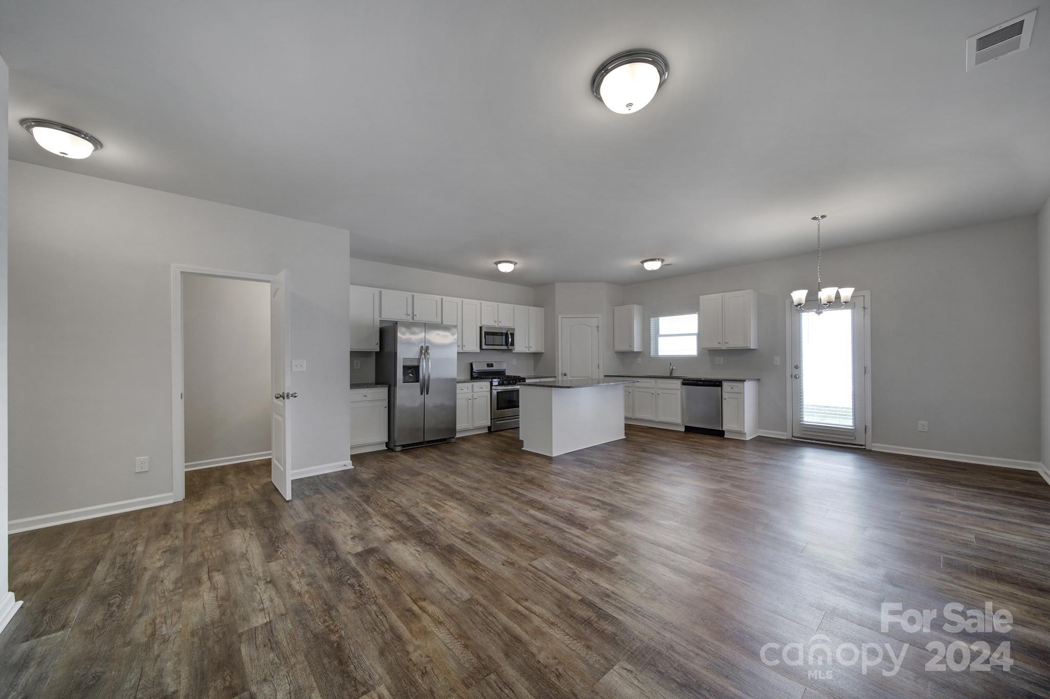 Poplin Glen - Residential