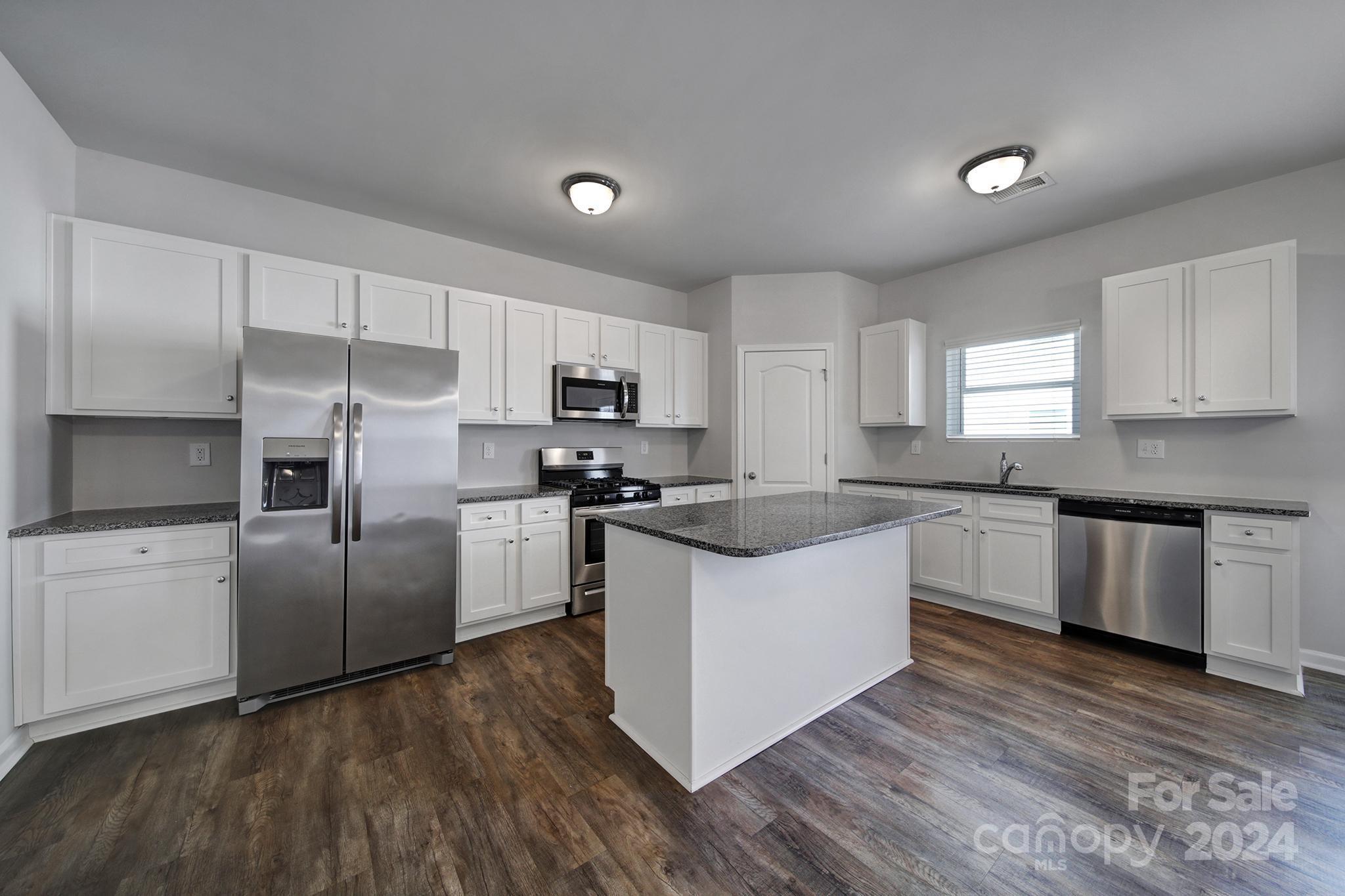 Poplin Glen - Residential