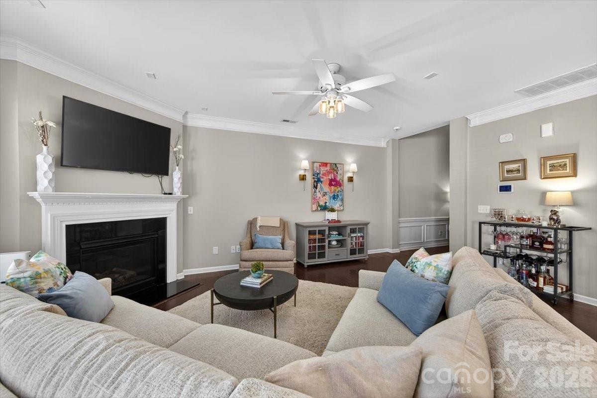 Park South Station - Residential