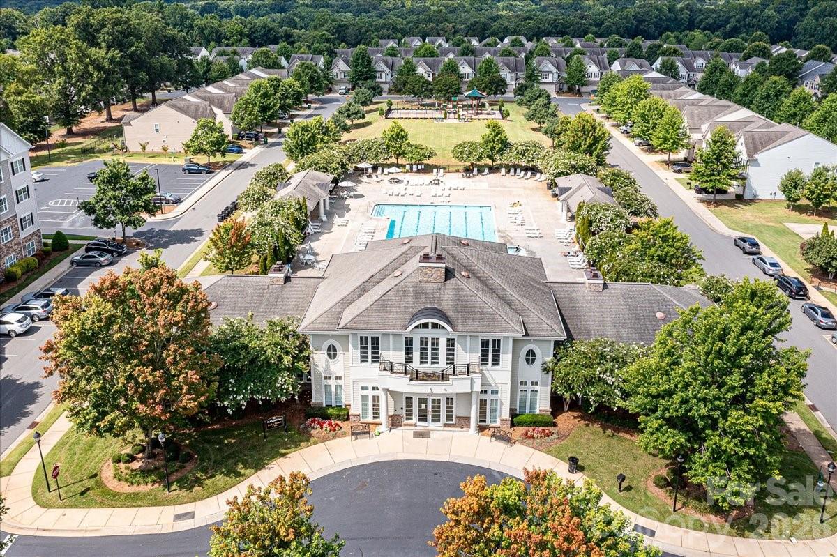 Park South Station - Residential