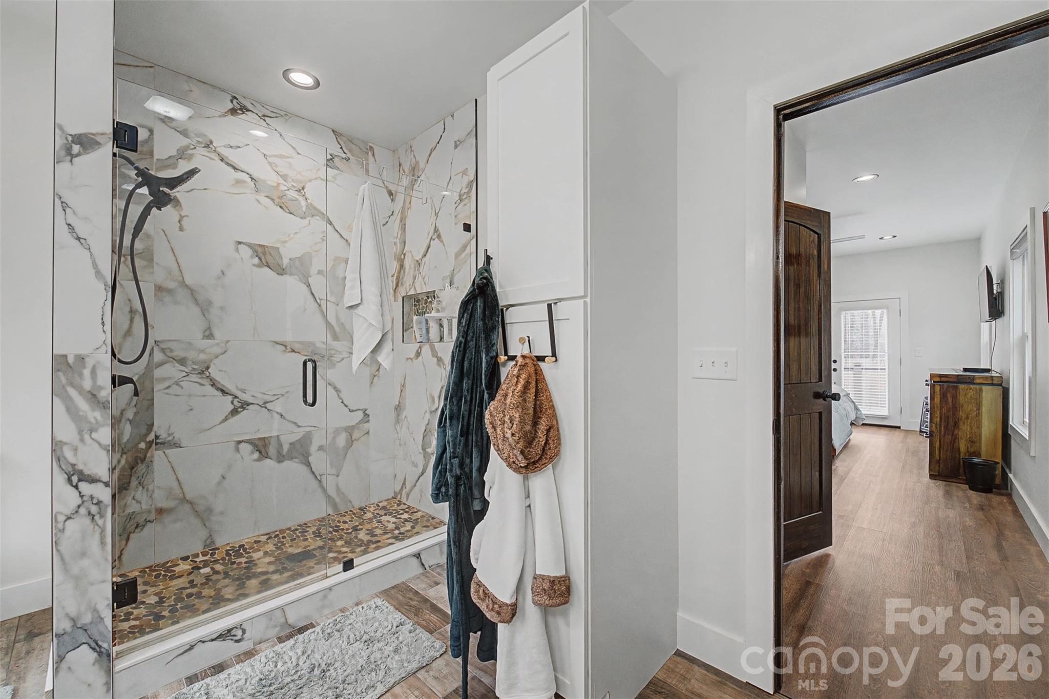 Bella Vista - Residential