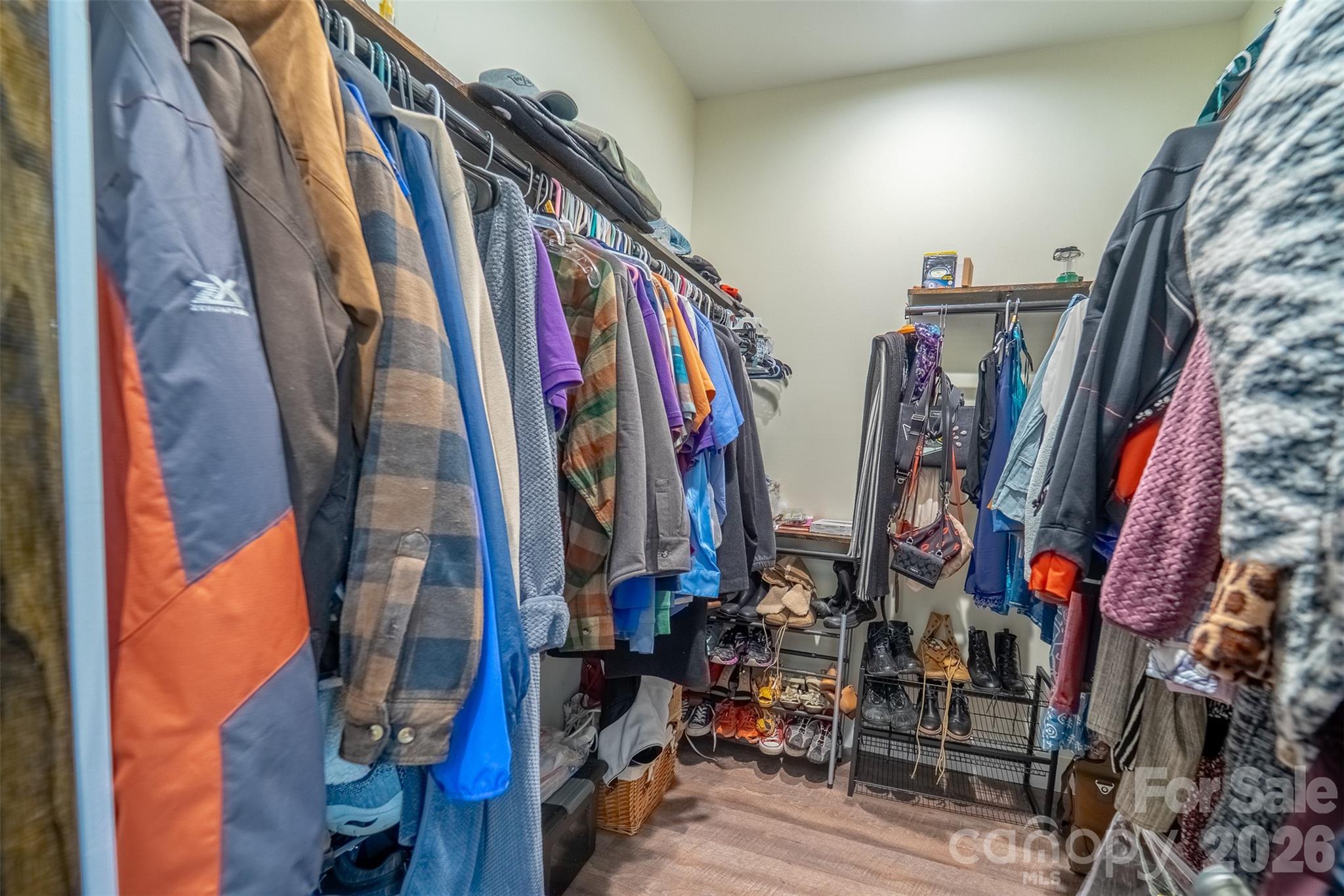 Bella Vista - Residential