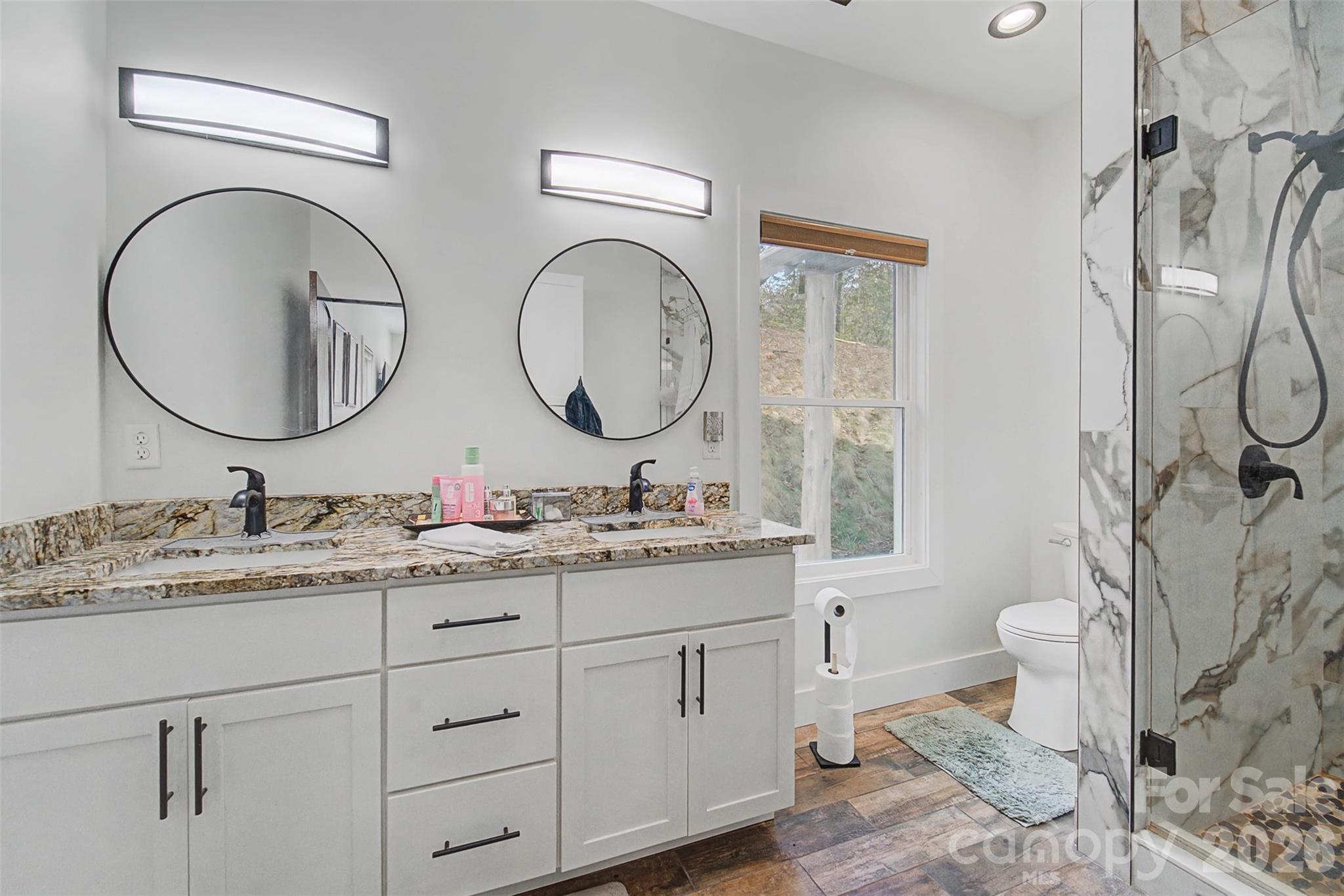 Bella Vista - Residential