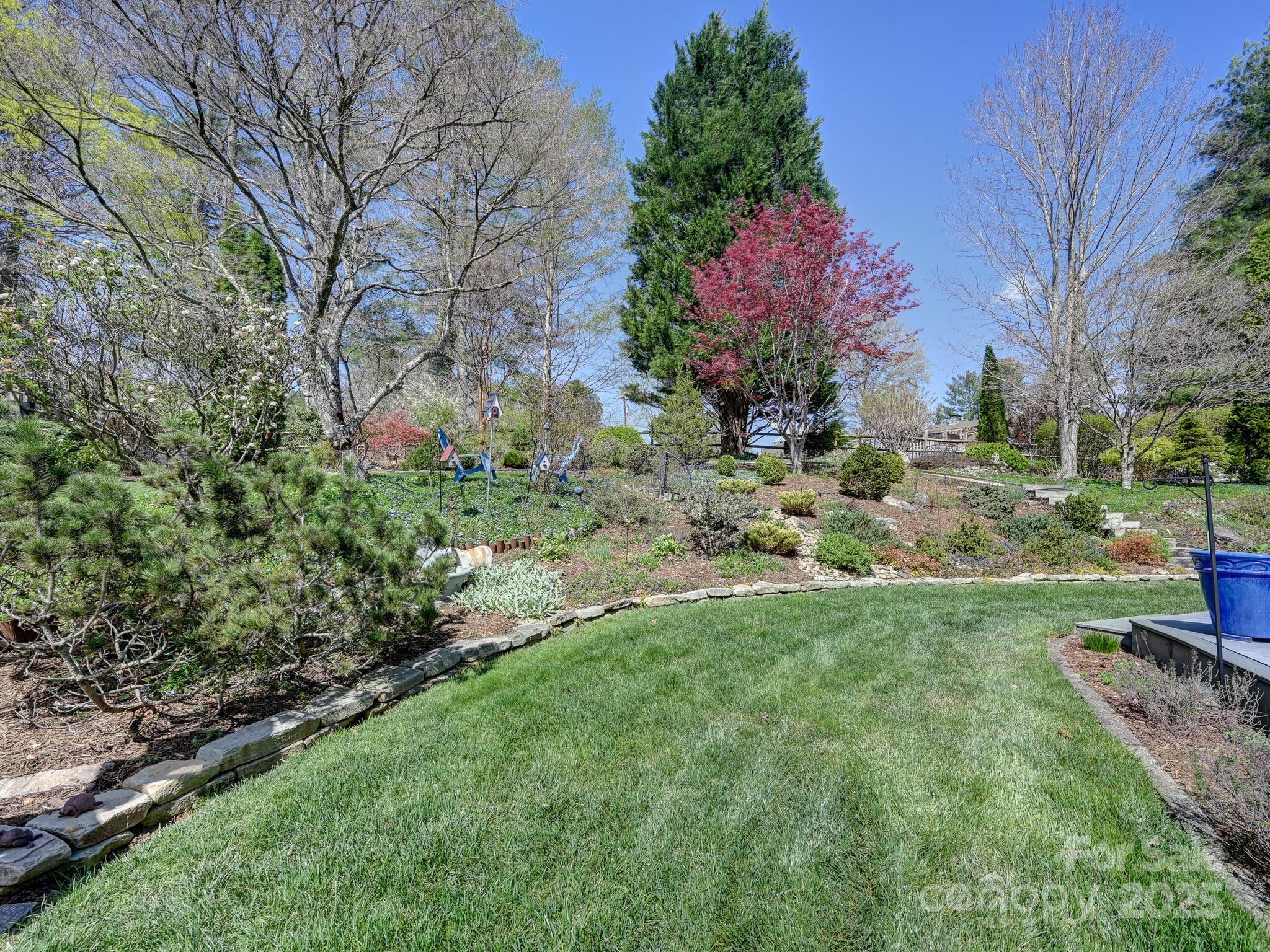 Old Applewood Hollow - Residential