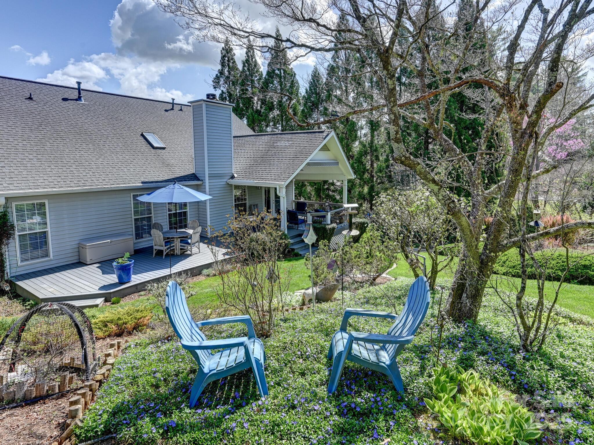 Old Applewood Hollow - Residential