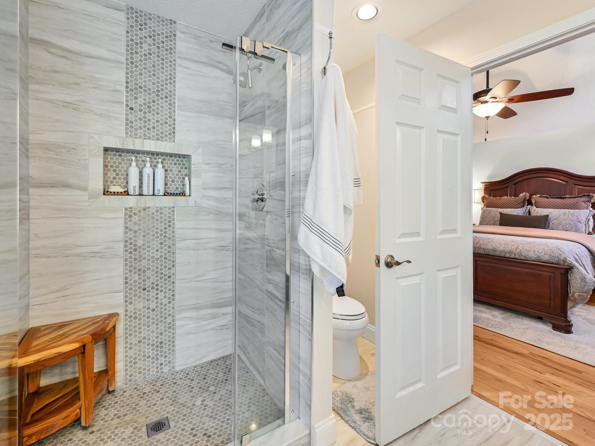 Old Applewood Hollow - Residential