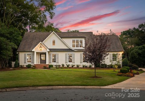 2415 Knollwood Road Charlotte NC 28211