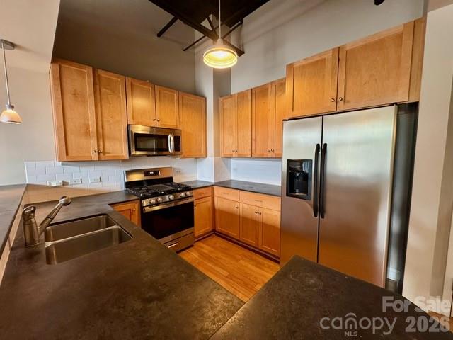 The Lofts At Morrison - Residential