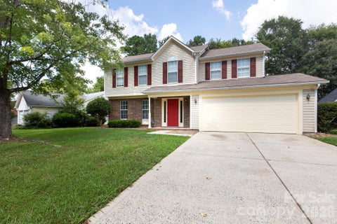 Photo of 5401 Groveton Court, Charlotte, NC 28269 (MLS # 4419964)