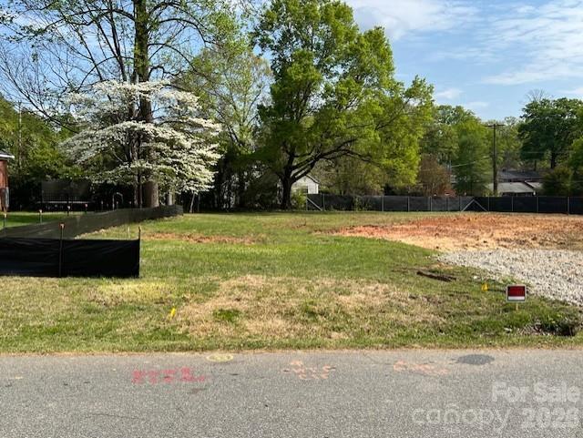 Build your new custom luxury home in the sought-after Cotswold area of Charlotte. Proposed home would be 4000-4500+ square feet and customized to your preferences. Purchase this flat lot and build with Charlotte based Halley Douglas, Inc, who for over a decade has built some of the finest custom and luxury homes in the area. Minutes to Cotswold Shopping Center and world class hospitals.  A short drive to sports and entertainment venues in uptown Charlotte and upscale Southpark Mall for all of your shopping needs.