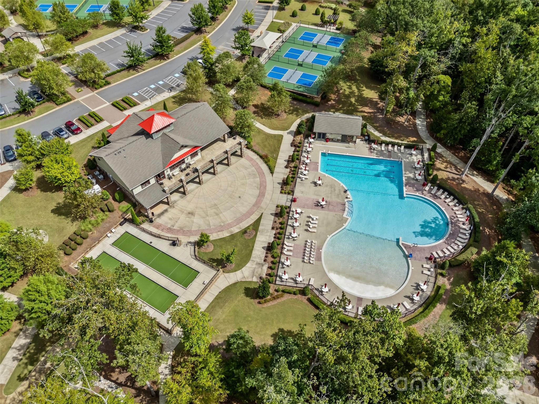 Tree Tops - Residential