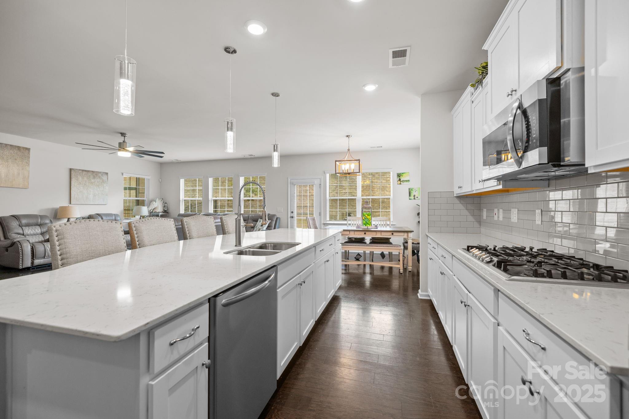 The Palisades - Residential