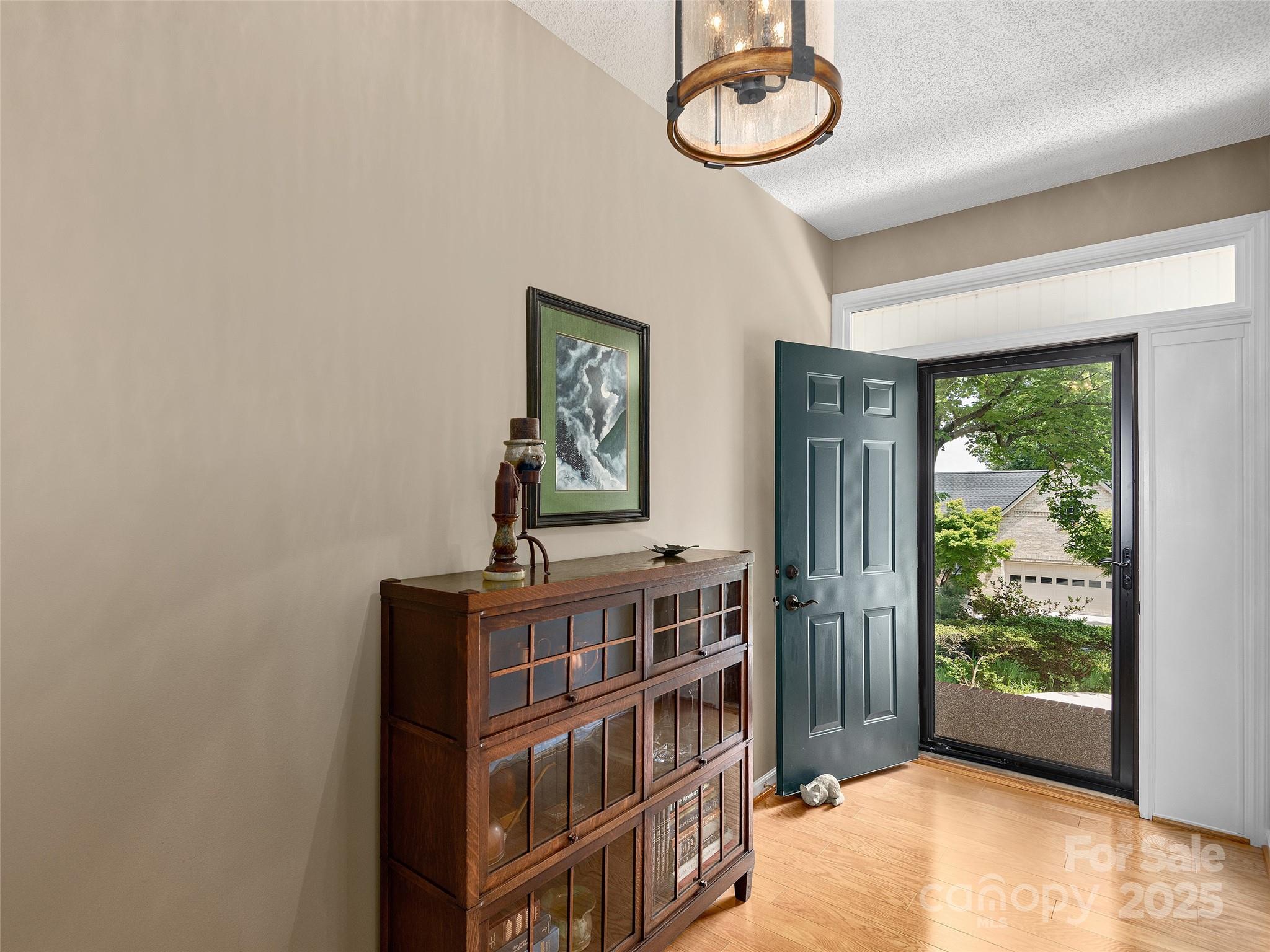 306 Croydon Drive