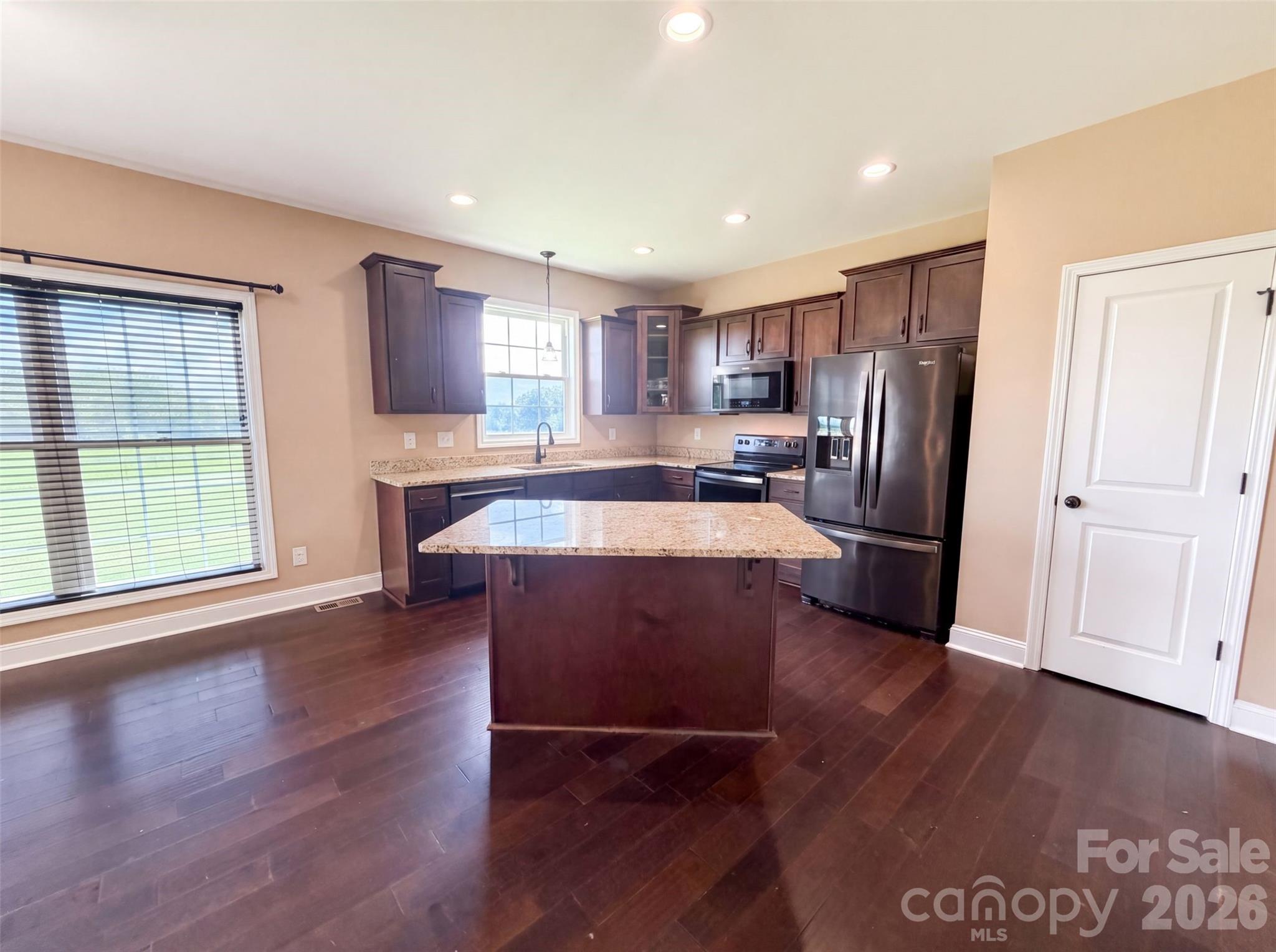 749 Williamsburg Estate Road
