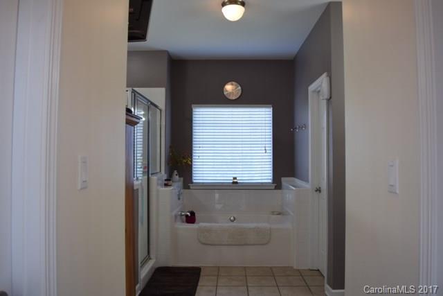 Lynnwood Farms - Residential