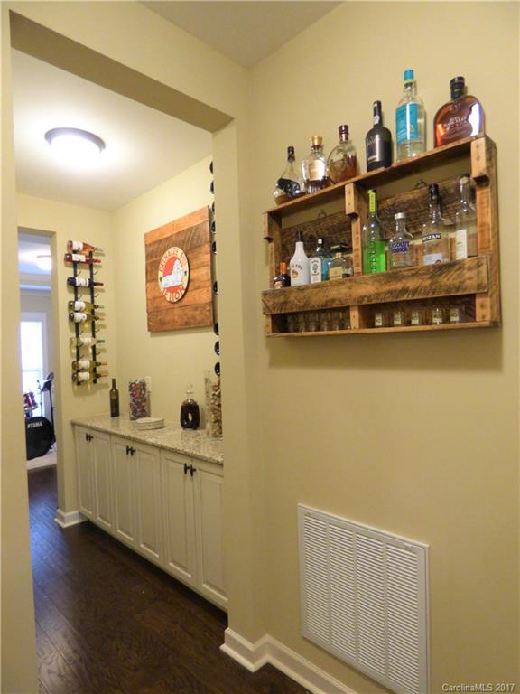 Winding Walk - Residential