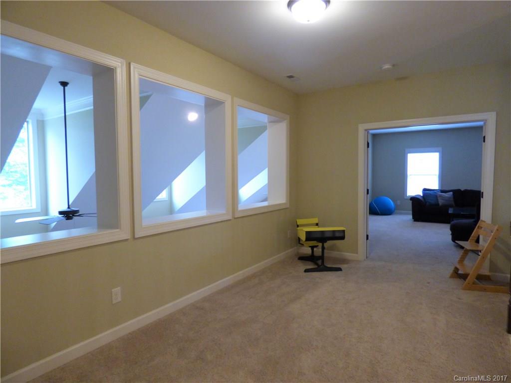 Winding Walk - Residential