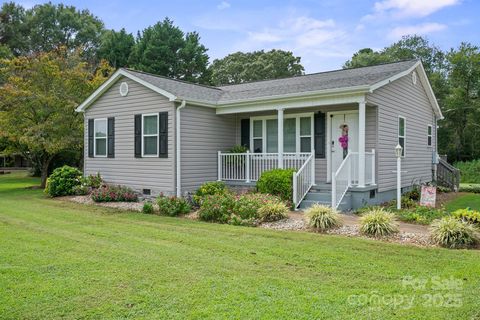 Photo of 4755 Rock Barn Road, Claremont, NC 28610 (MLS # 4300382)