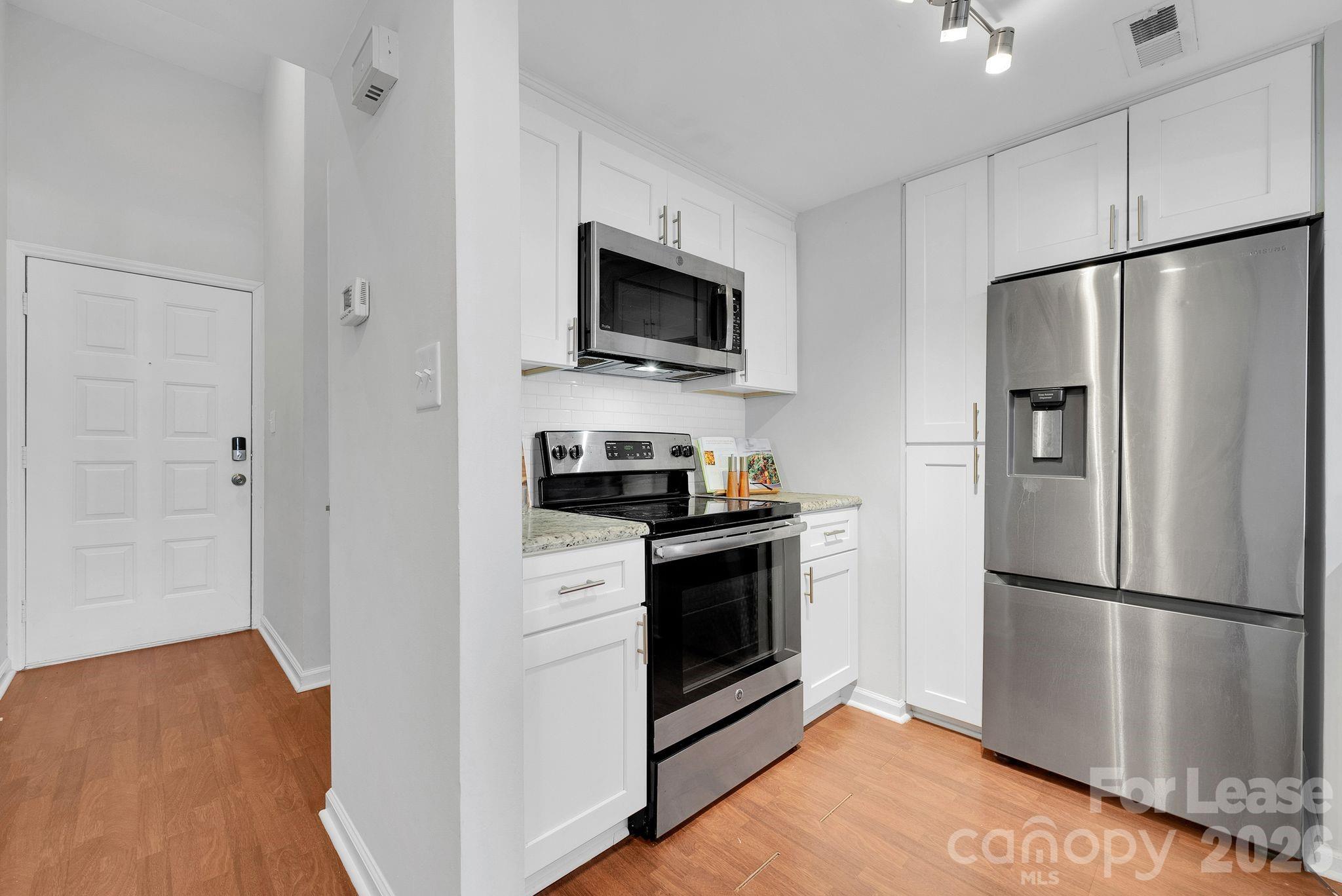 300 S Cedar Street 2