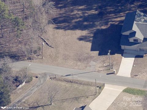 Photo of 2006 Grace Lane, Charlotte, NC 28262 (MLS # 4315087)