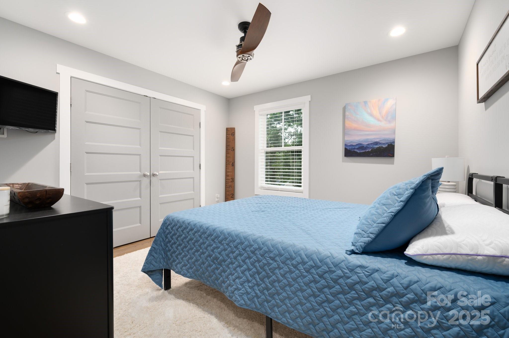 Hollabrook Farm - Residential