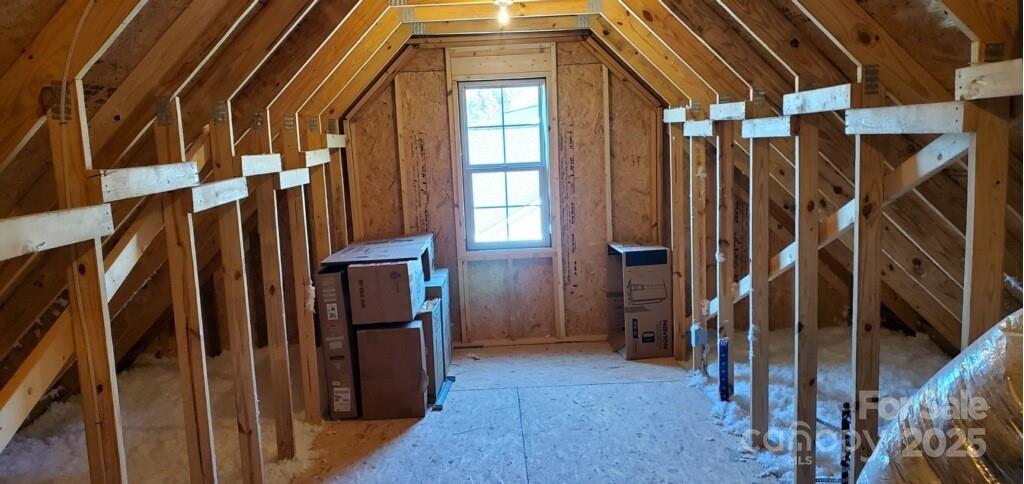 Hickory, North Carolina 28601, United States, 2 Bedrooms Bedrooms, ,2 BathroomsBathrooms,Residential,Active,168305