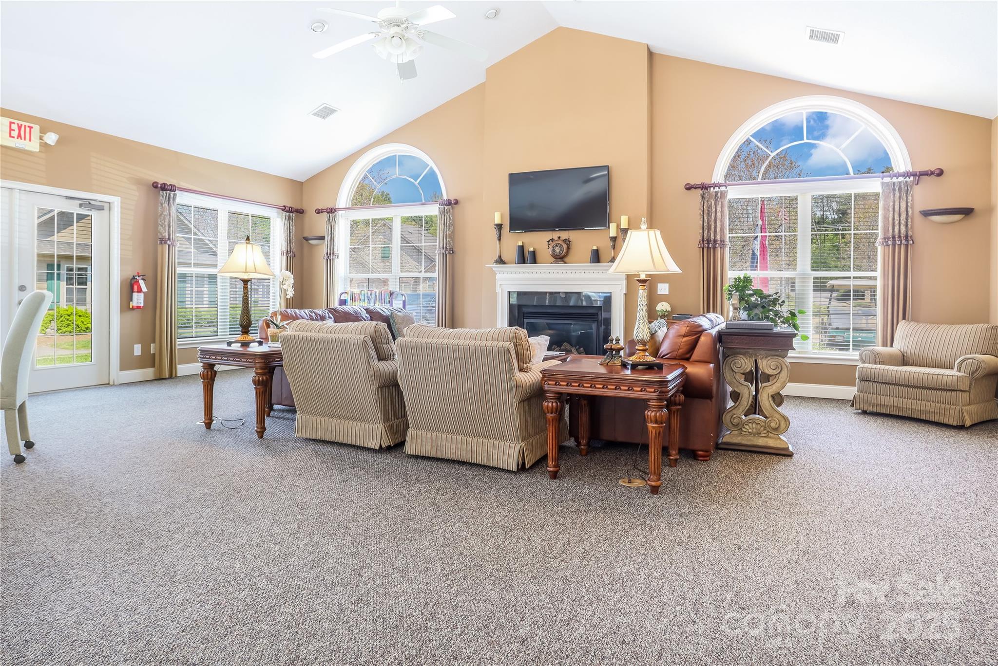 Hickory, North Carolina 28601, United States, 2 Bedrooms Bedrooms, ,2 BathroomsBathrooms,Residential,Active,168305