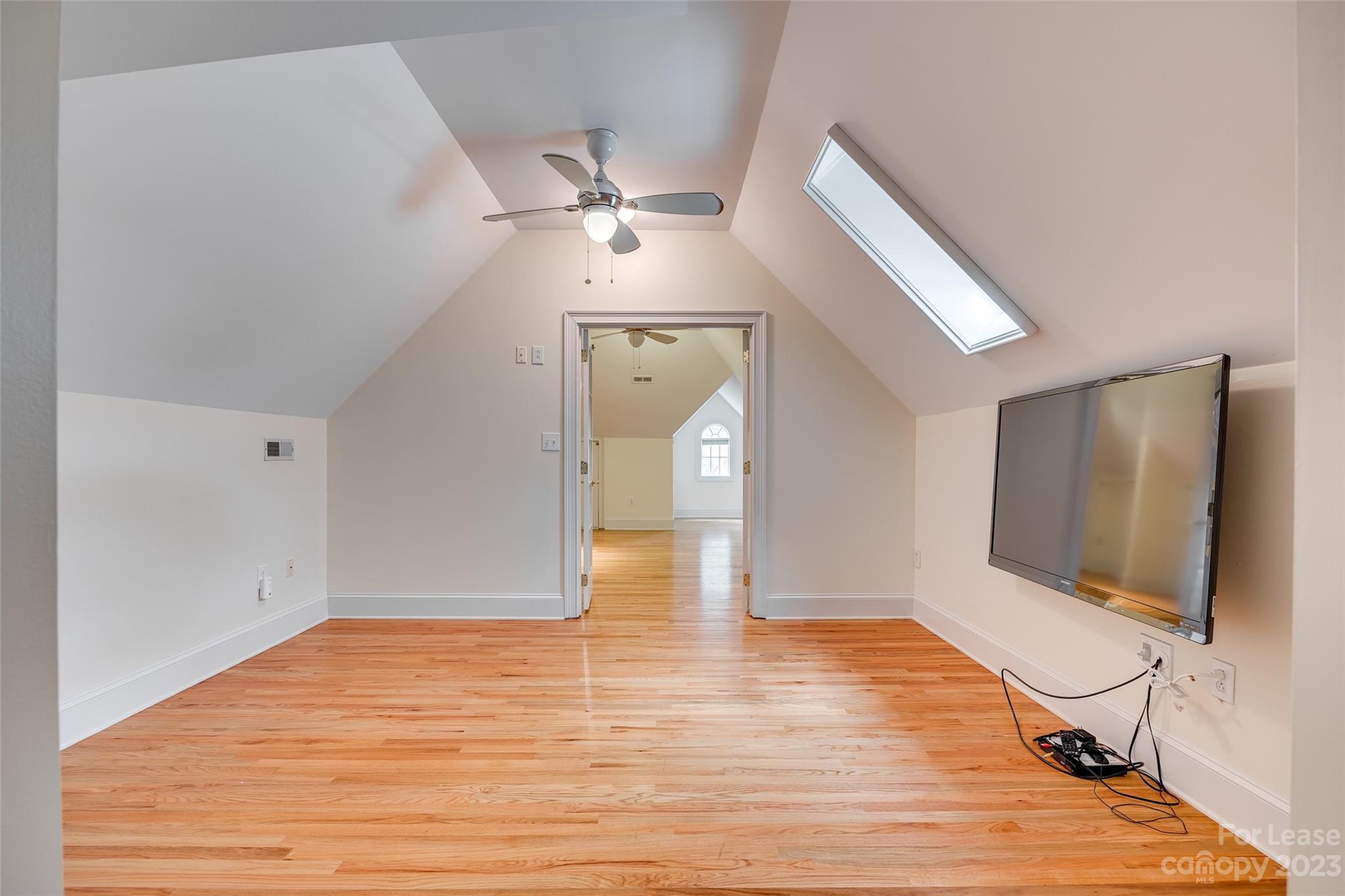 Riverpointe - Residential Lease