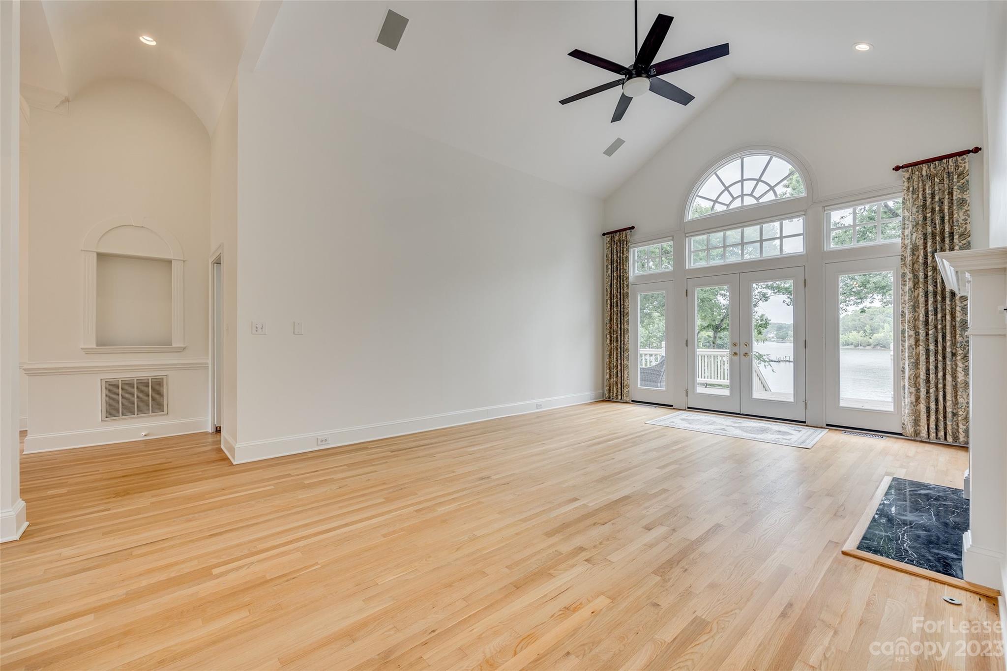 Riverpointe - Residential Lease