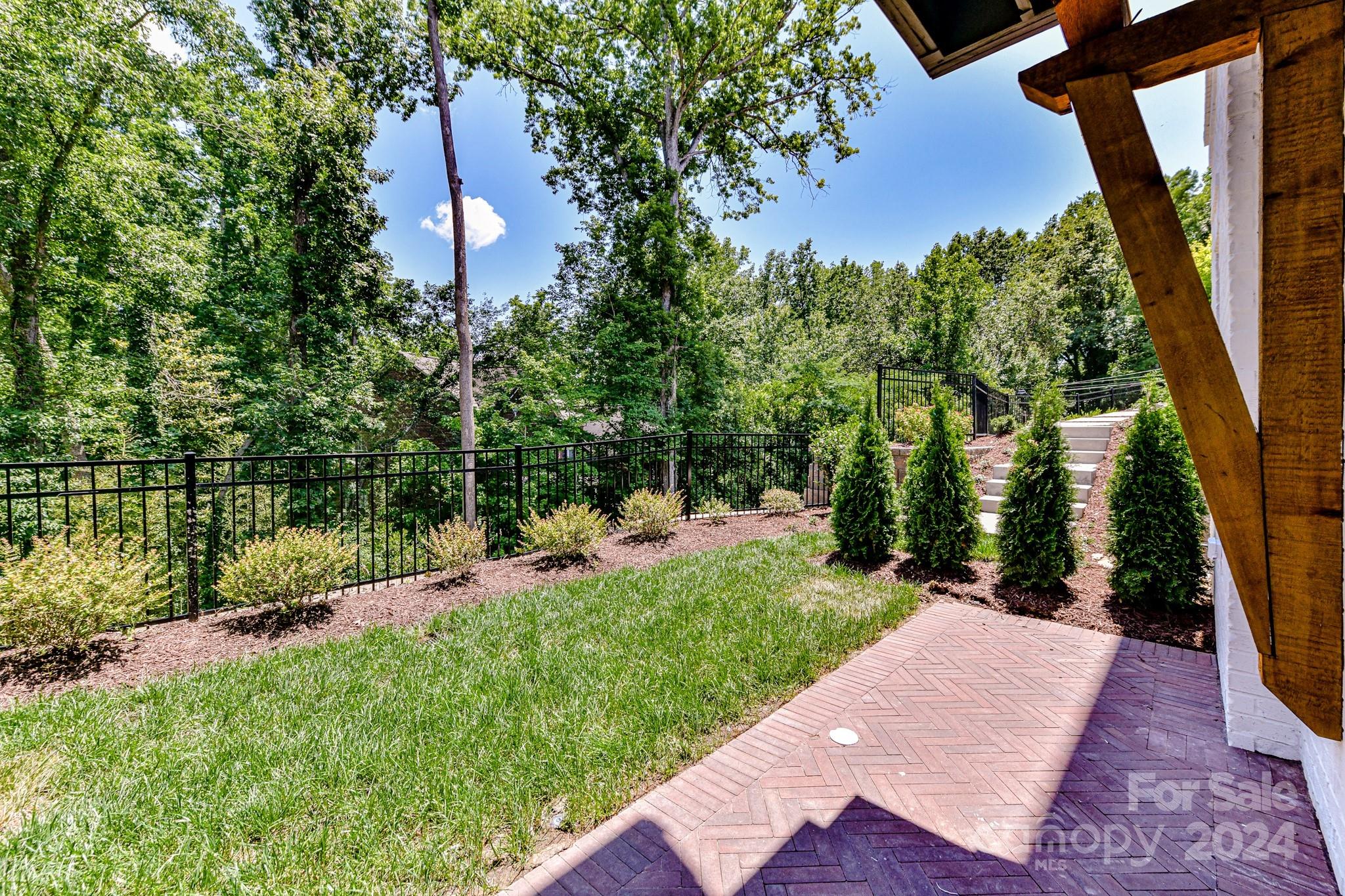 The Nolen Townes - Residential