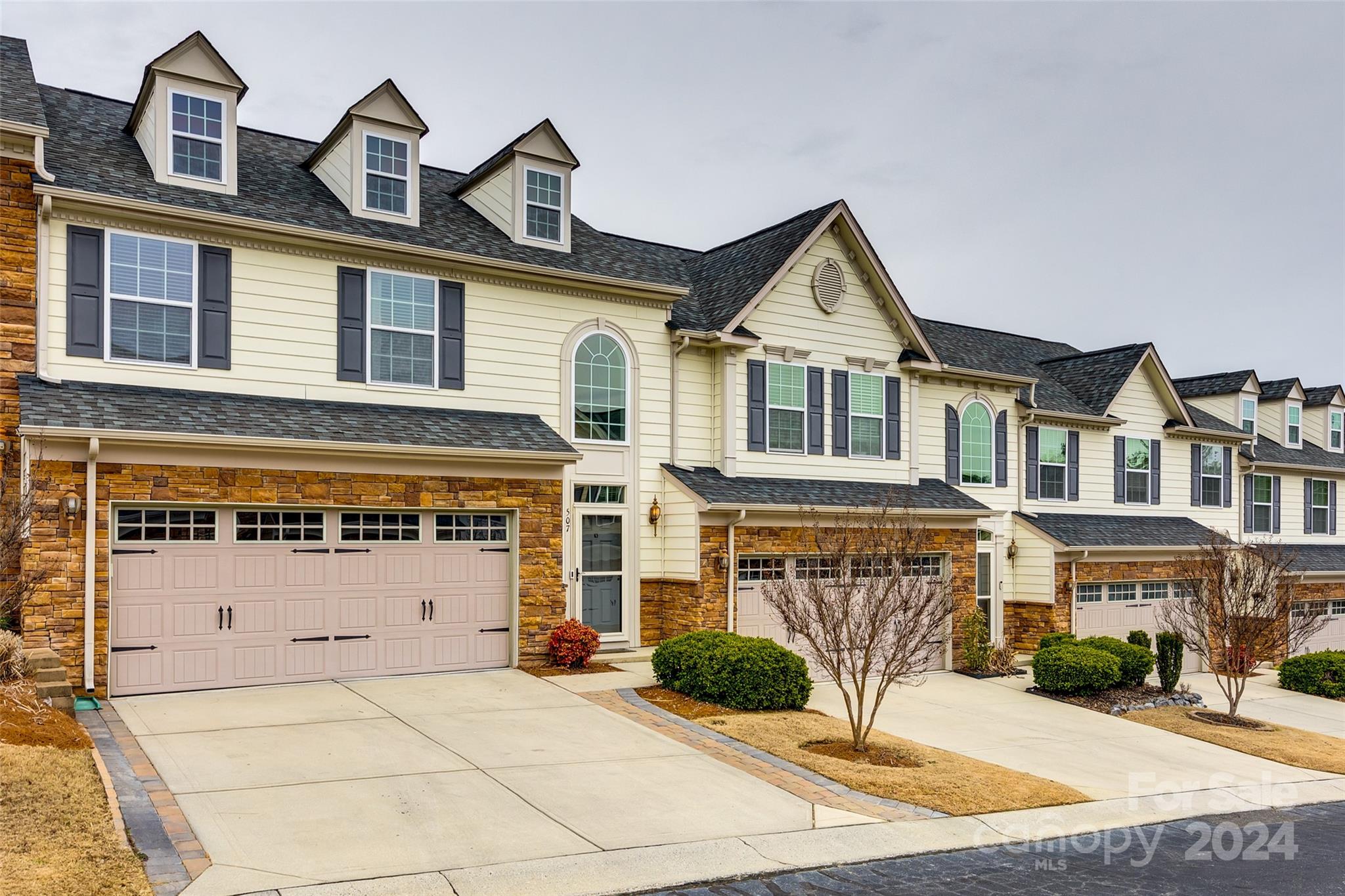 Lake Shore - Residential