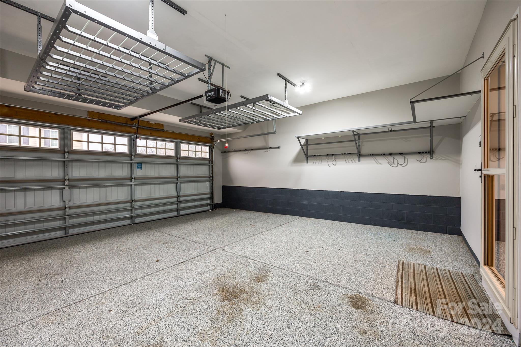 Lake Shore - Residential