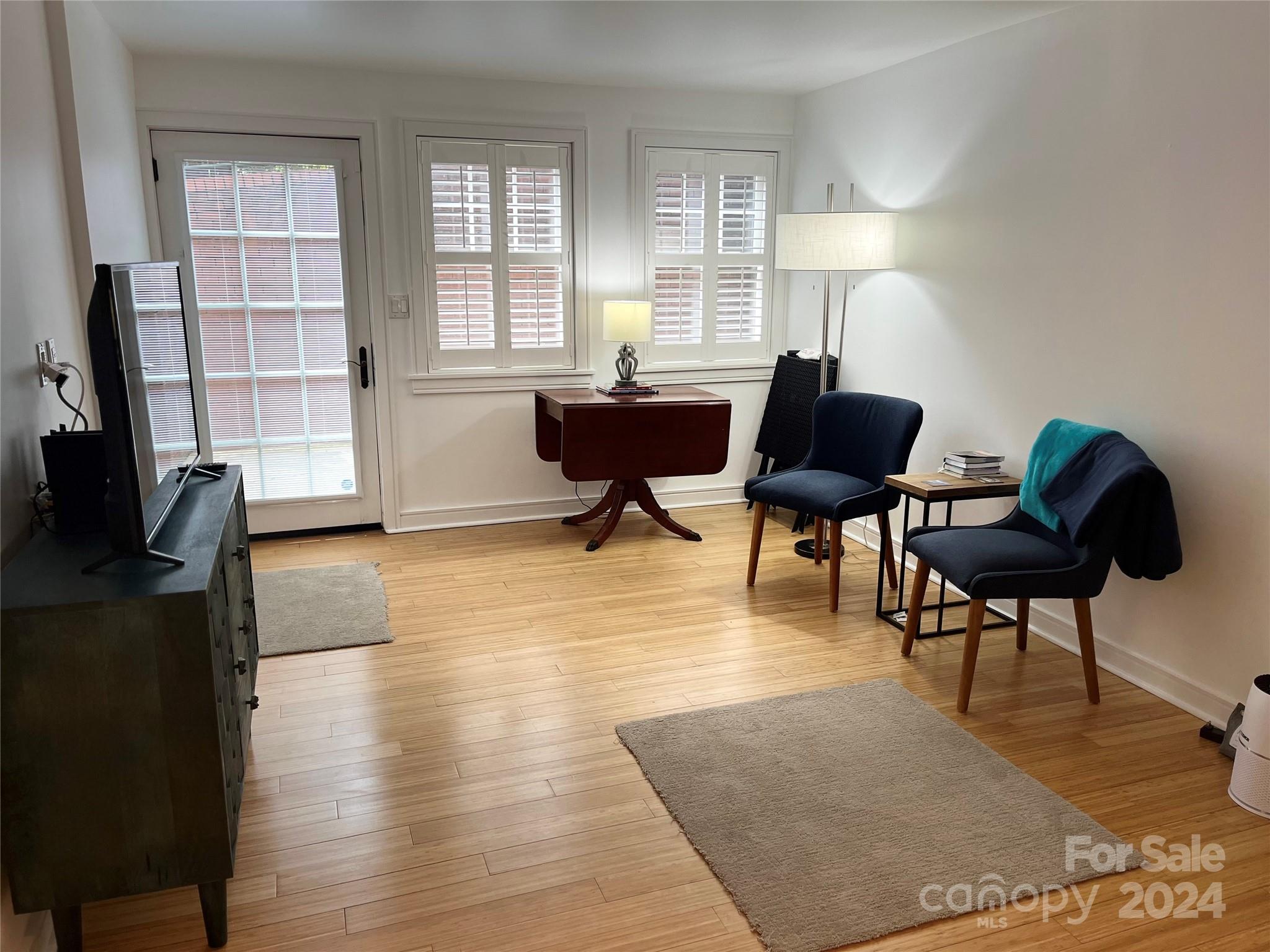 37 Hiawassee Street E103