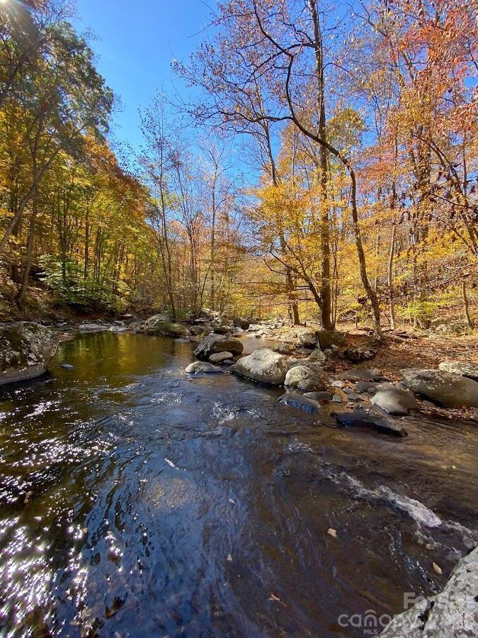 39 Rogers Creek Drive, Bakersville, NC, 28705