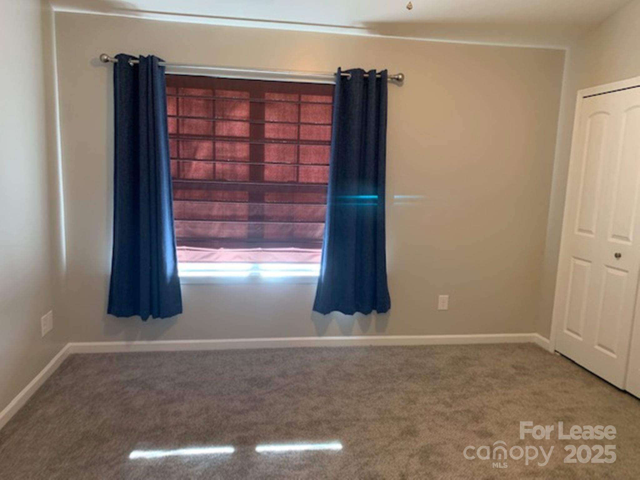 Woodburn - Residential Lease