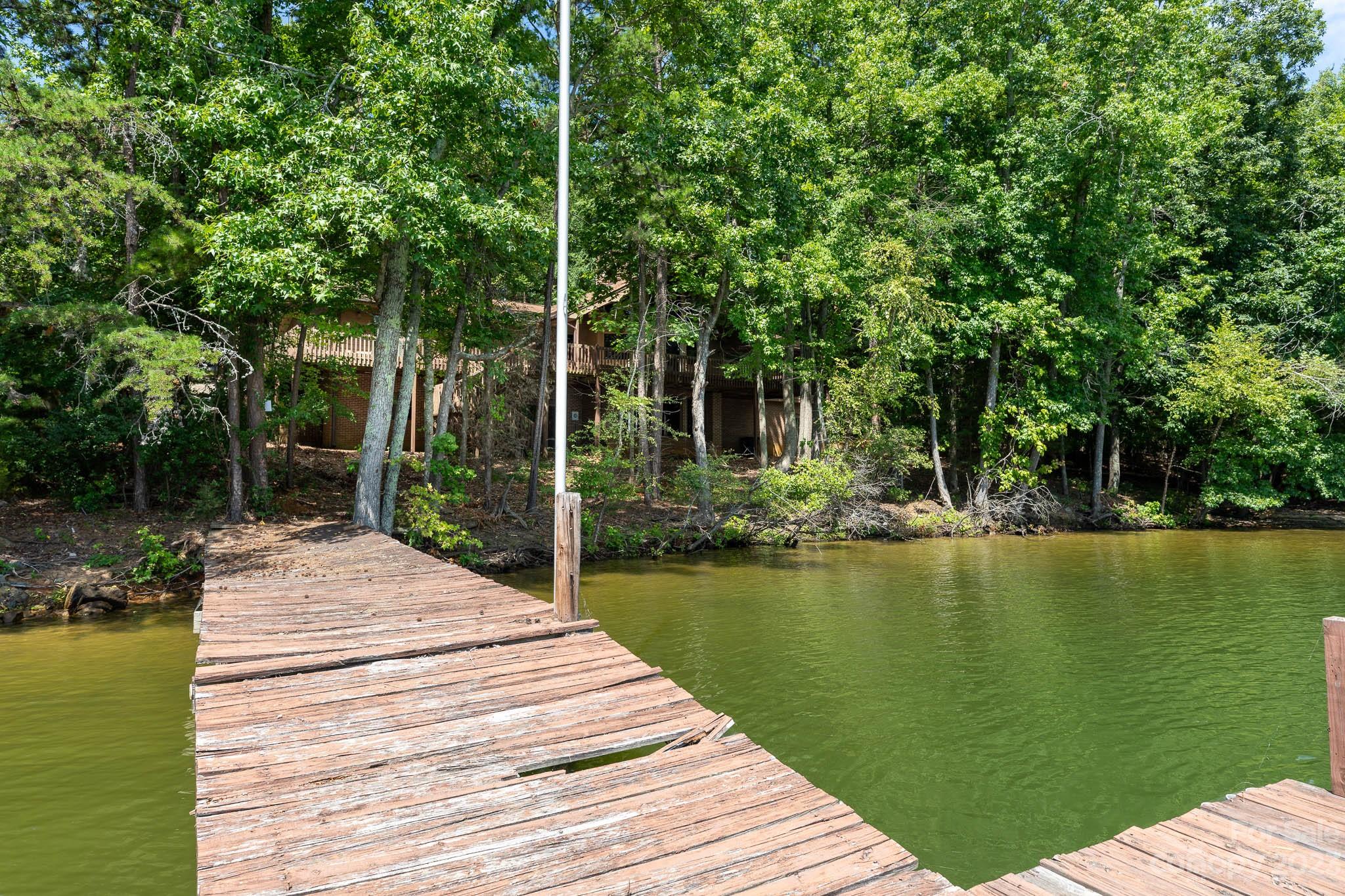 Tega Cay - Residential