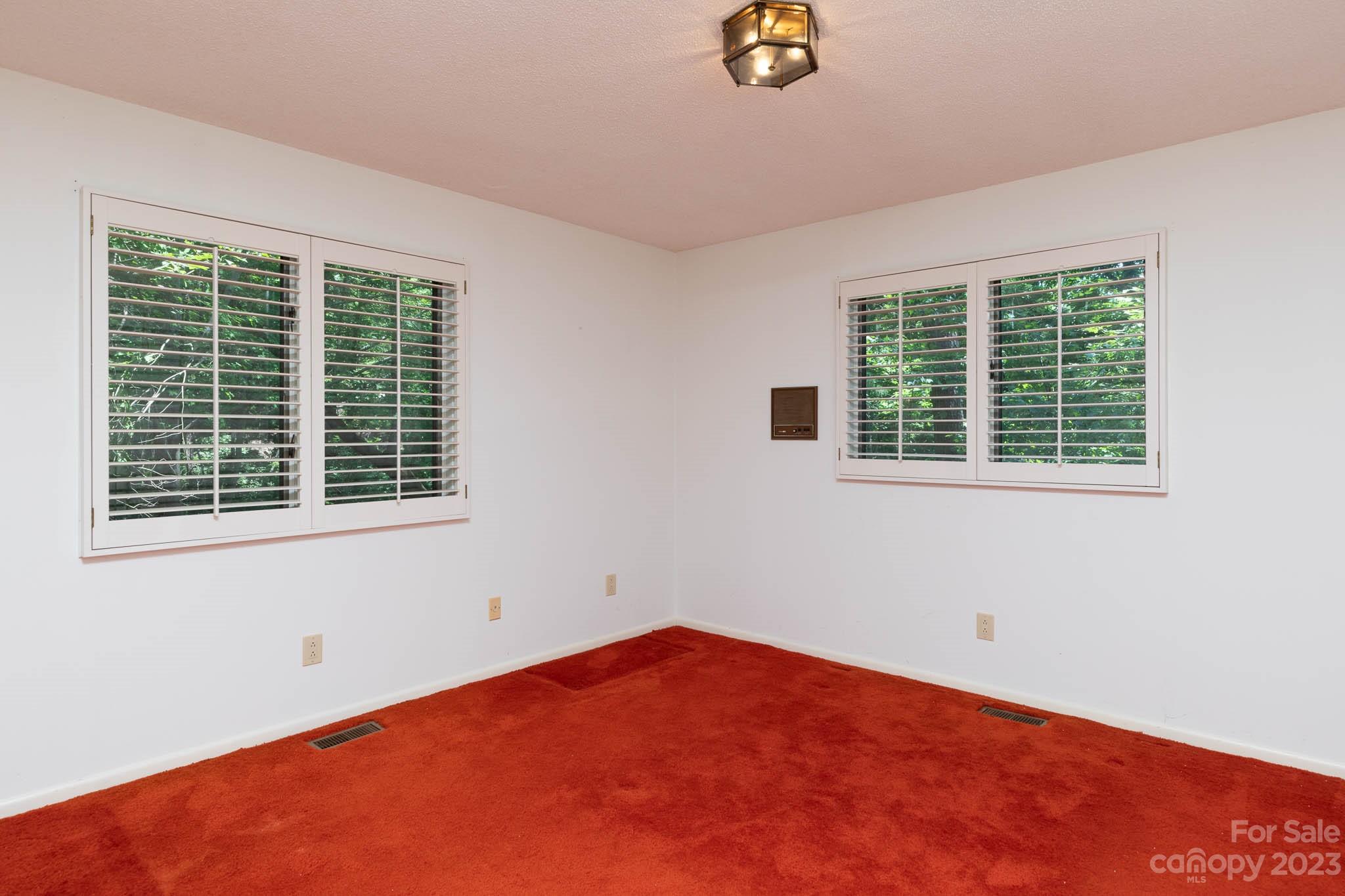 Tega Cay - Residential