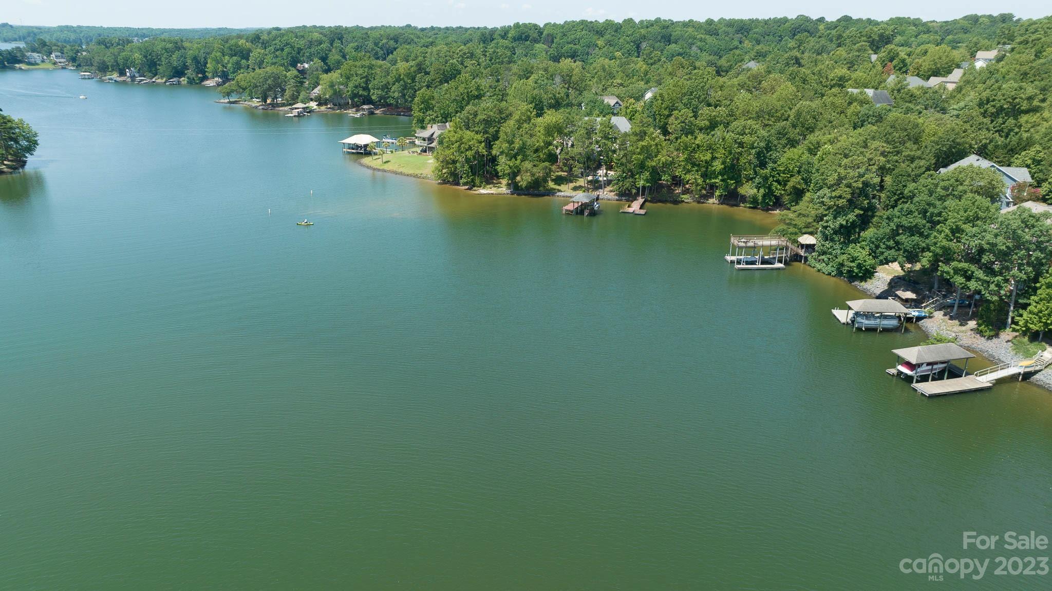 Tega Cay - Residential