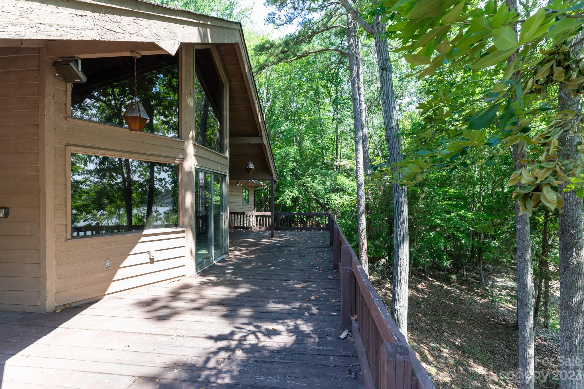 Tega Cay - Residential